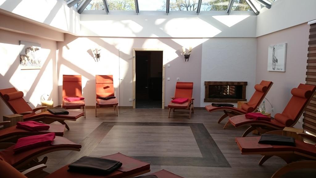 Hotel Weiss Angermunde Extérieur photo