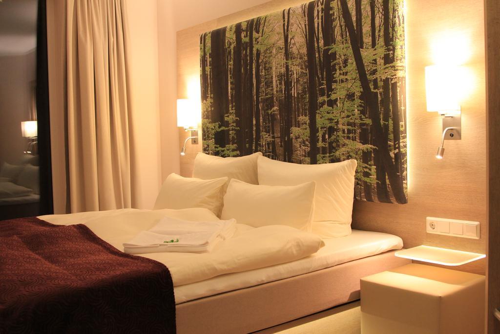 Hotel Weiss Angermunde Extérieur photo
