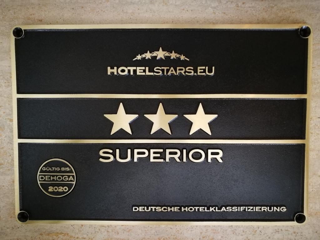 Hotel Weiss Angermunde Extérieur photo